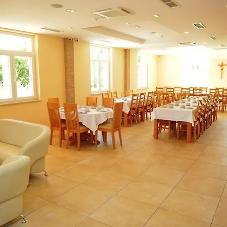 Pax Cordis Hotel 3*